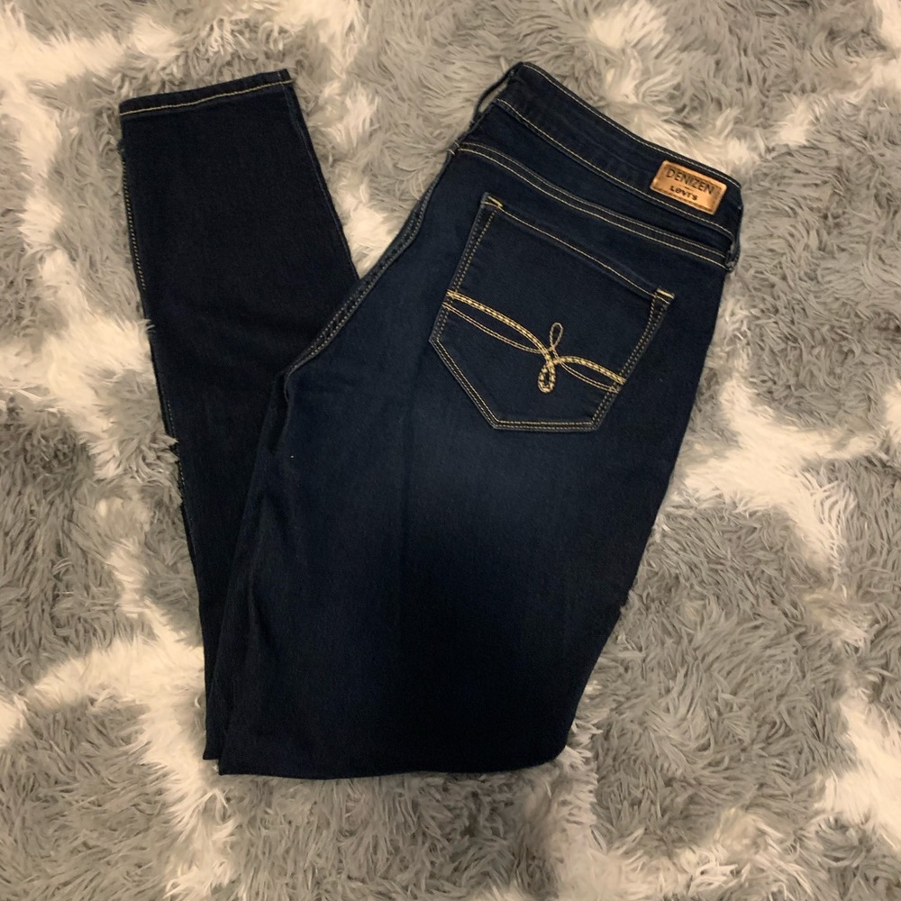 NWOT Ladies Levi Jeggings Size 25 W32